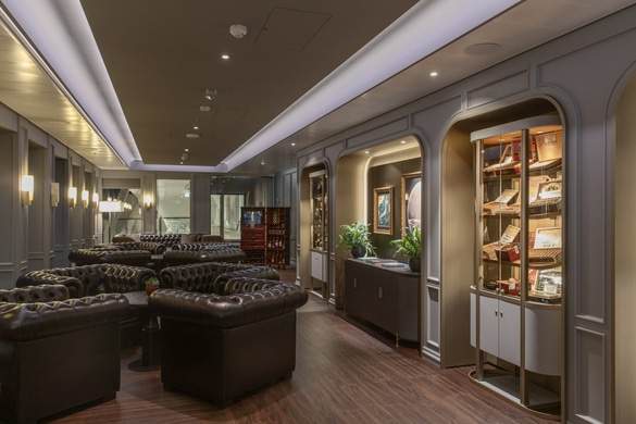 Silversea Silver Nova - Connoisseur's Corner 2, ©Silversea Cruises Ltd.jpg